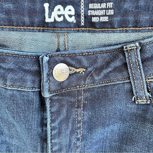Lee Jeans Regular Fit Straight Leg Mid Rise Dark Wash Women’s 16 Classic Denim - Picture 3 of 5